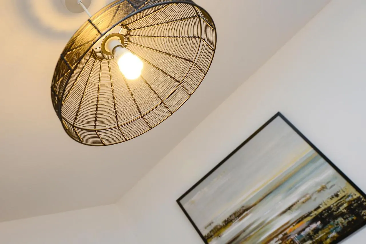 The Zone - Vibrant City Centre Apartment Nottingham