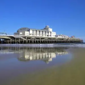Modern House In Town Centre Holiday home Bournemouth