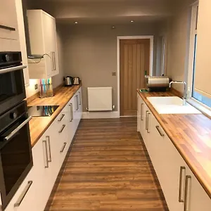 Cosy Vibes House Apartment Cardiff