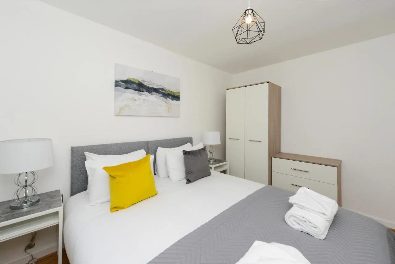 The Zone - Vibrant City Centre Apartment نوتينغهام